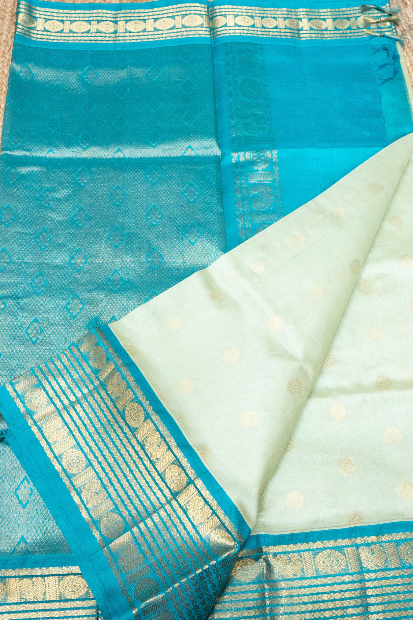 Pale Green With Blue Border  Korvai Saree -149