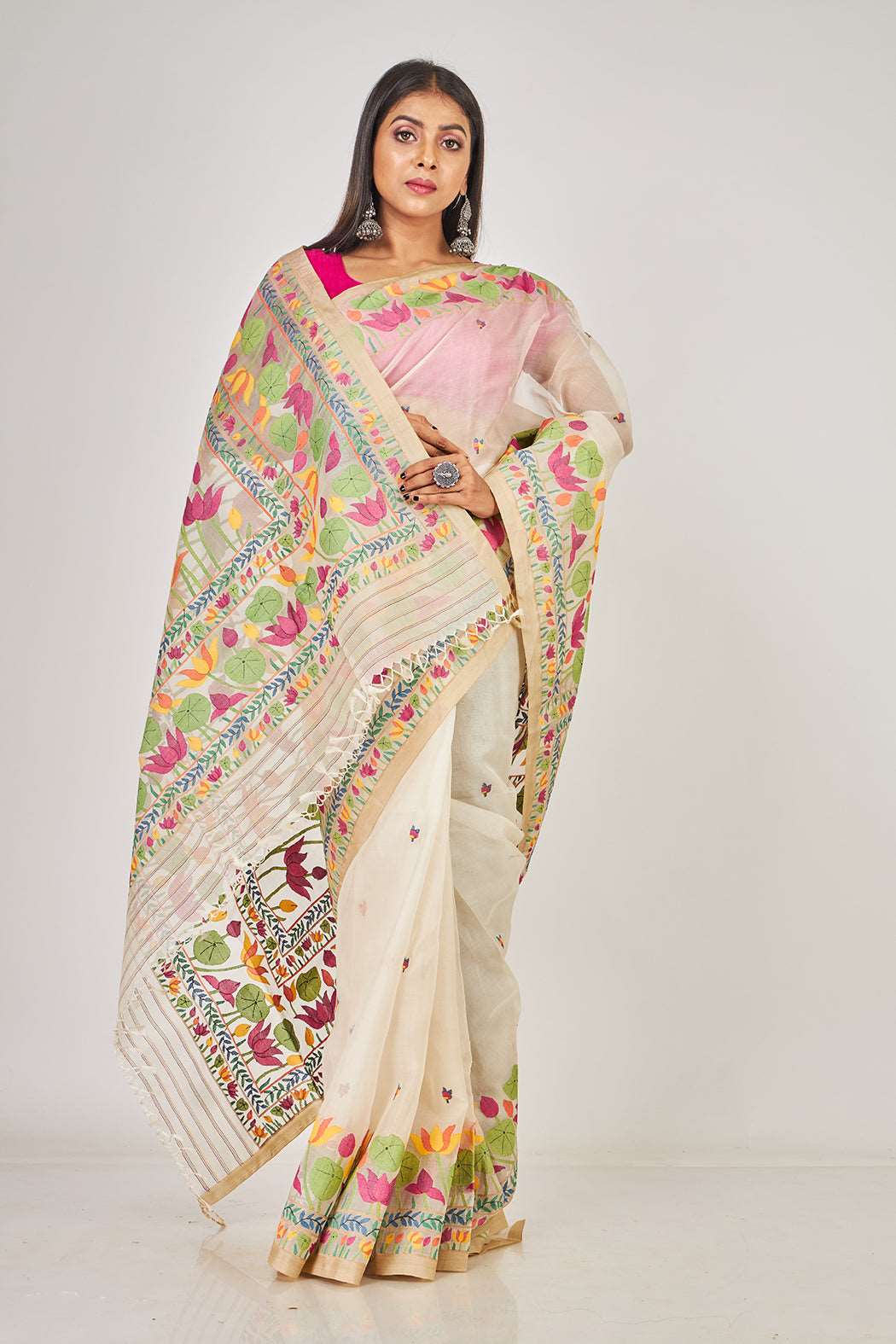 Beige Tulip & Lotus Floral Silk Jamdani Saree-017