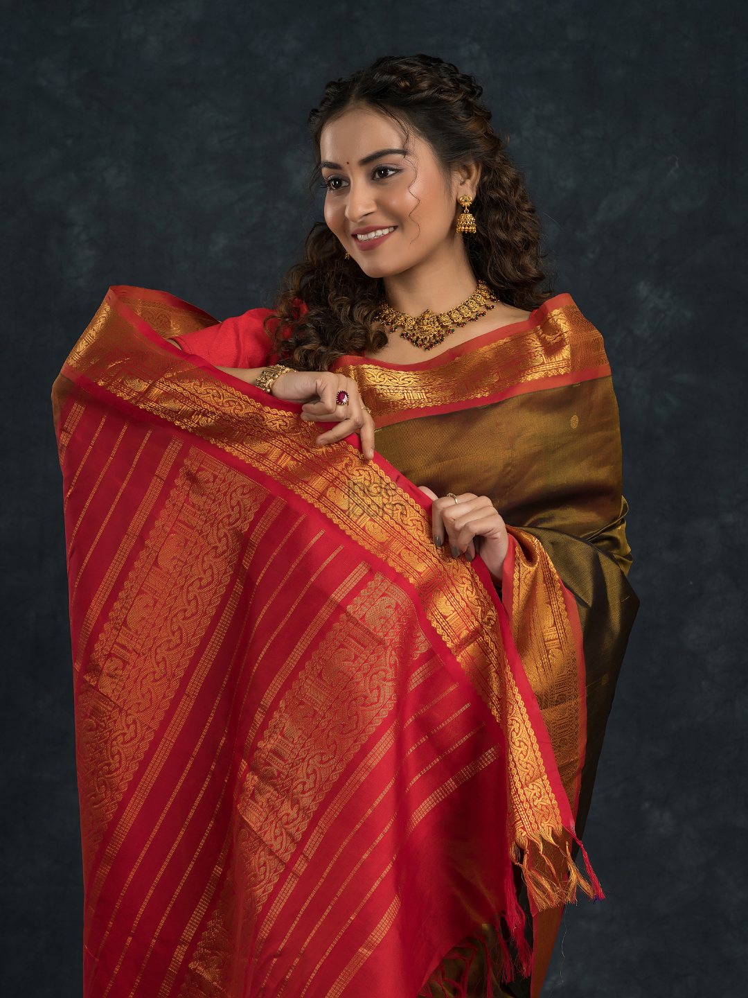 Korvai Saree with small buttas Forest Green And Golden Red Border - 157