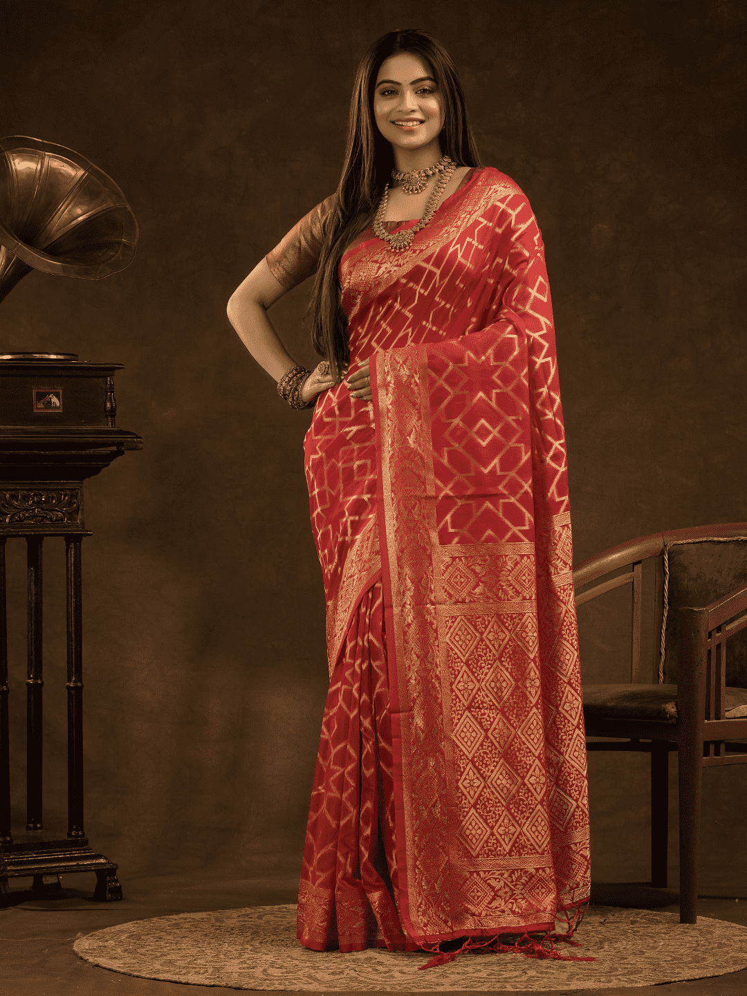 Chanderi Silk Woven Geometric Saree in Classic Red (Precision Looms) -012