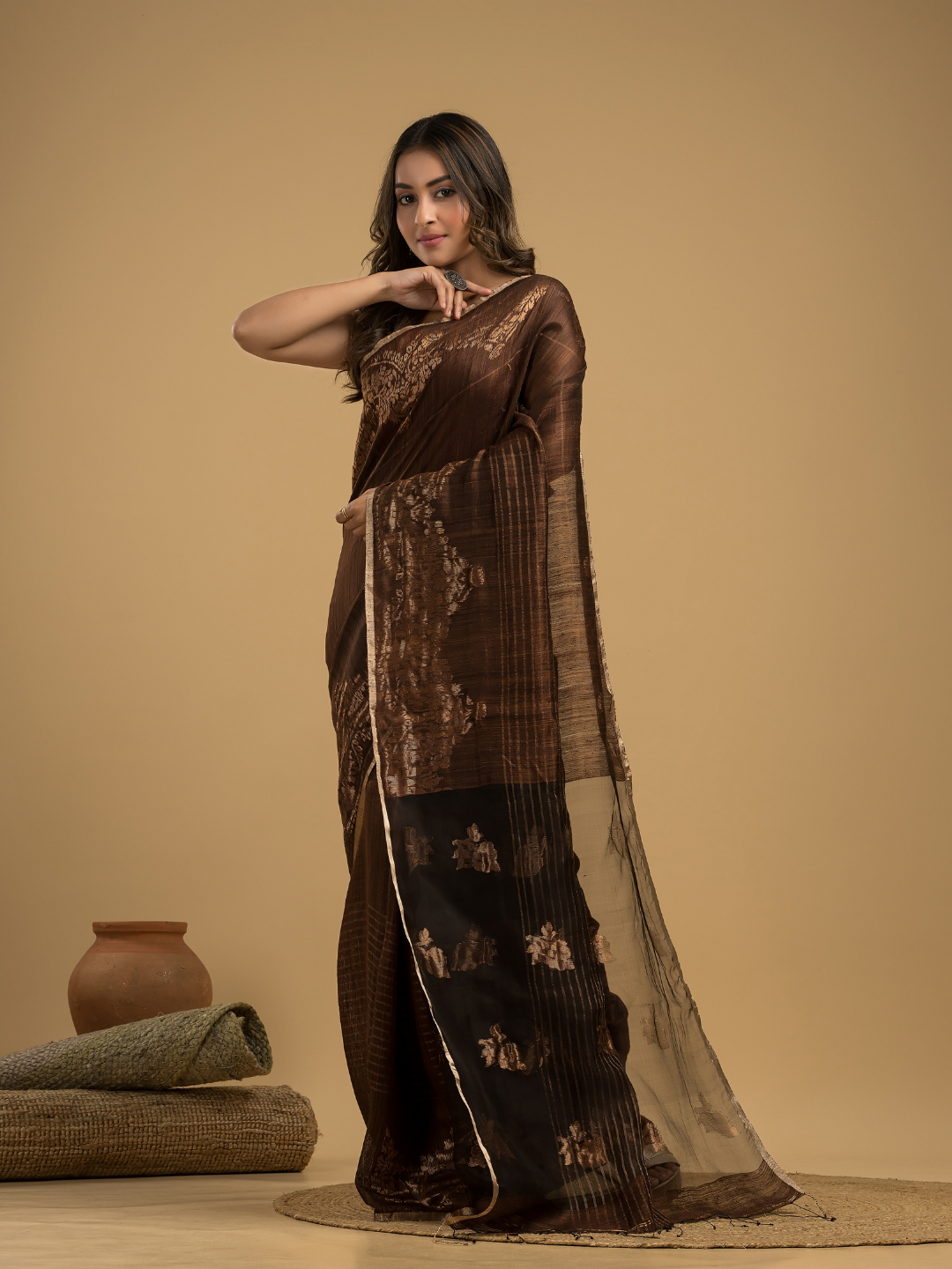 Matka Silk Jamdani Saree With Dark Brown and Black - 029