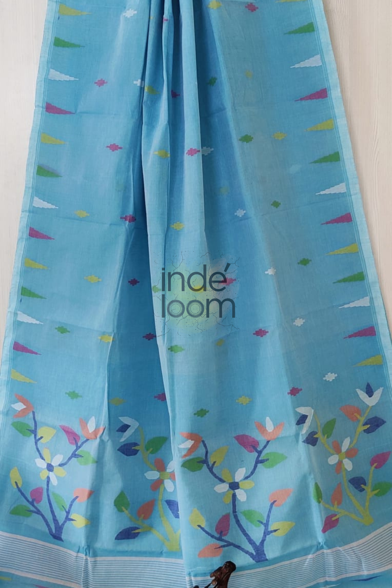 Floral Sky Blue Bengal Pure Cotton Jamdani Saree-026 - indeloom