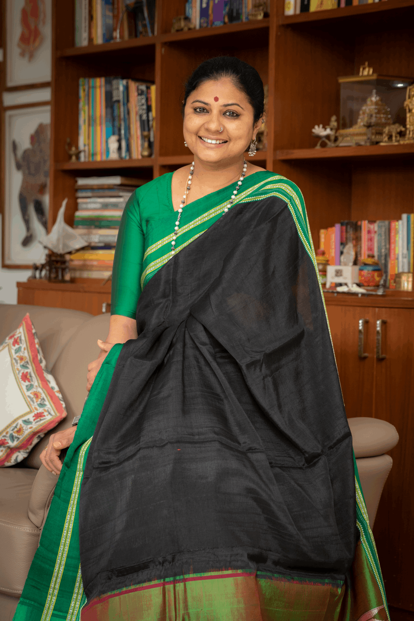 Black and Green Border Ilkal Saree-003