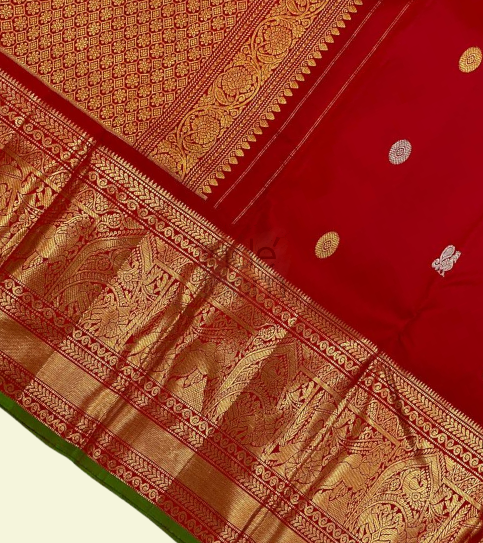 Pure Red with Silver and Gold Dots with  Golden Zari Kanjivaram Silk Saree-017