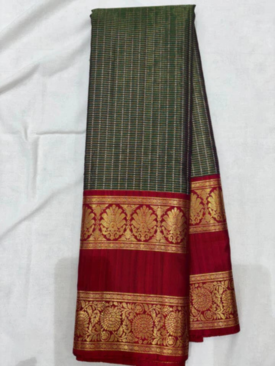 Pure Handwoven Gadwal Silk Saree Seaweed Green - 020