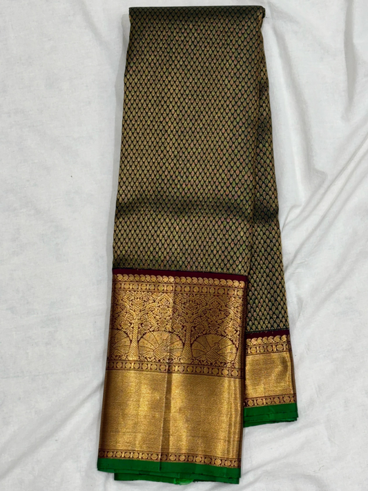 Pure Handwoven Gadwal Silk Saree Pine Green - 026