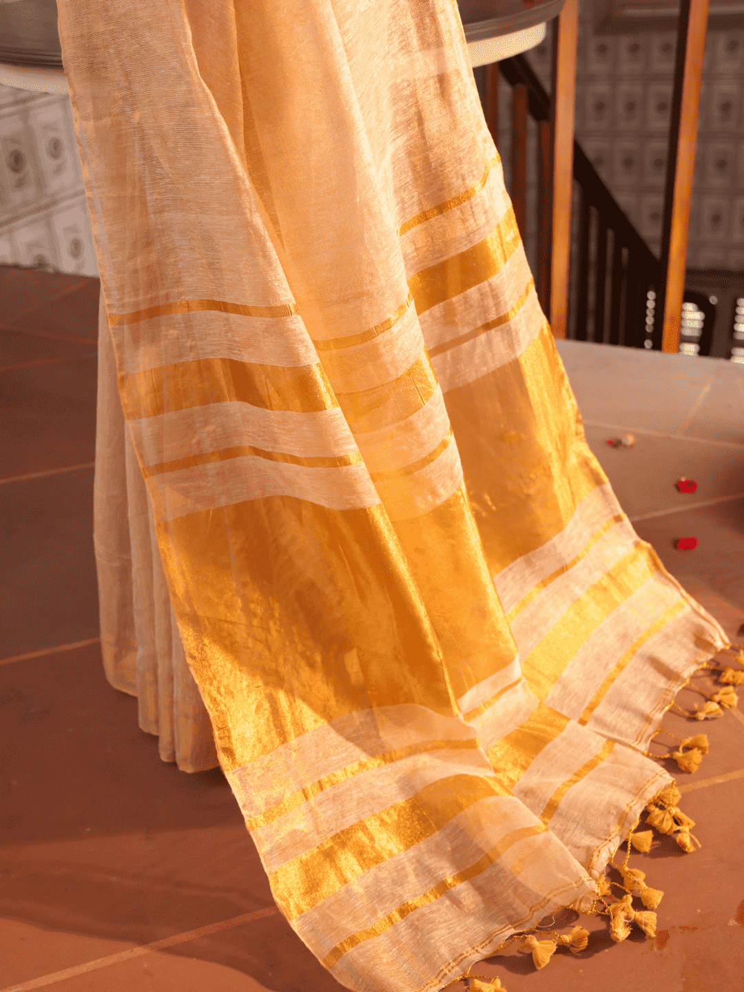 Golden Tissue Silk Saree in Linen White -022