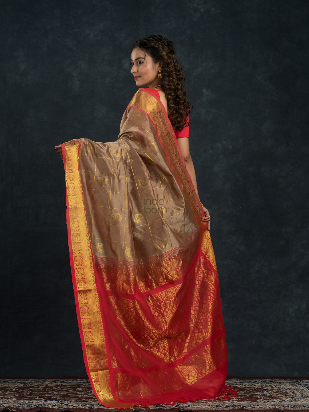 Korvai Saree Mayil-Chakram with Zari Checks Grey and Red Border - 151