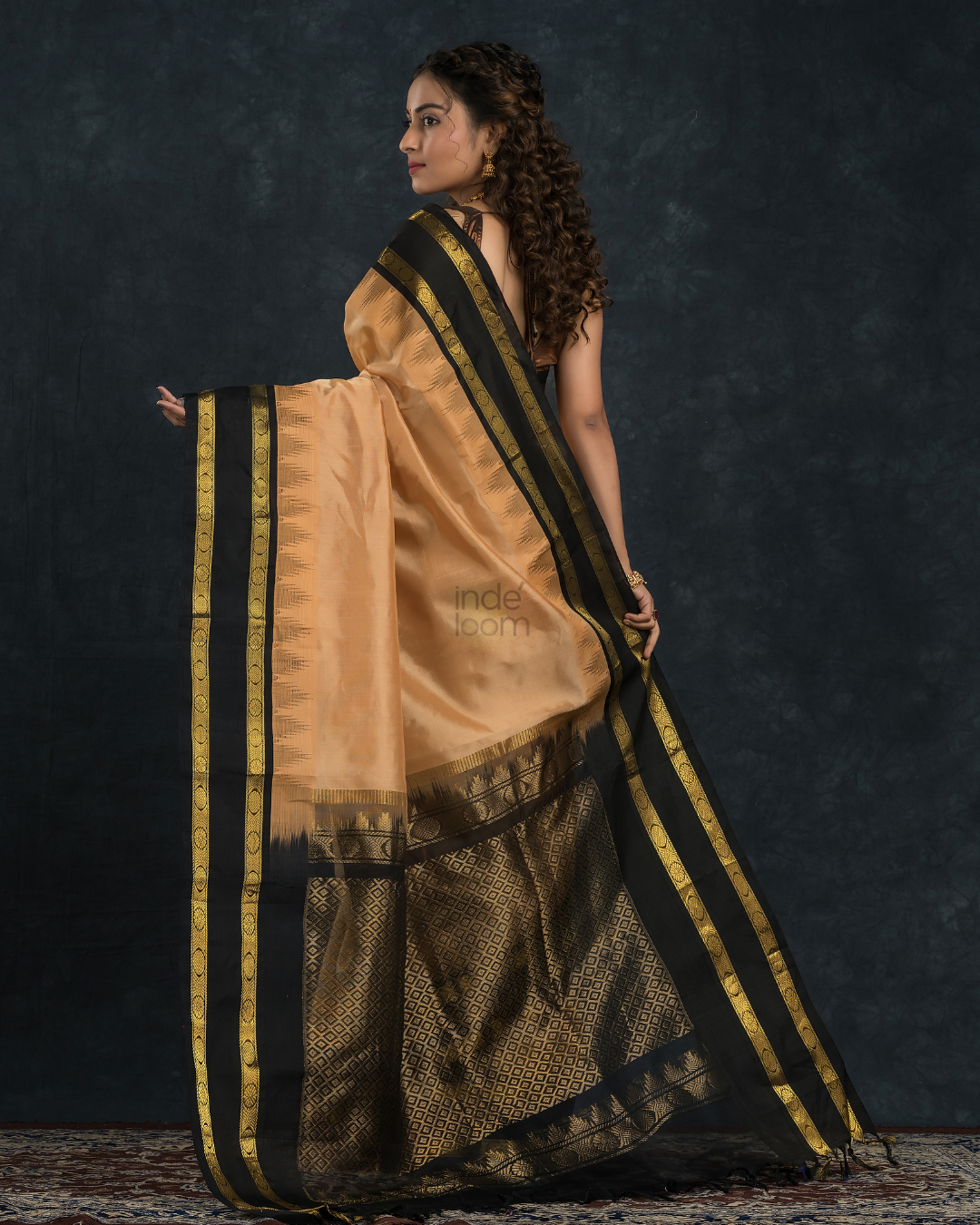 Pure handloom Korvai Saree in Beige and Coal Black Pallu - 013