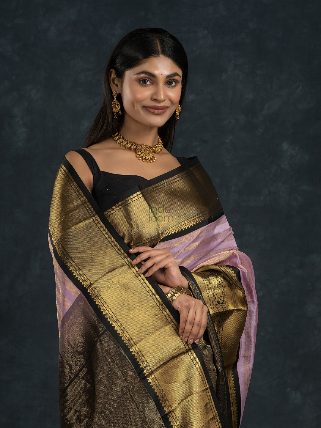 Pure handloom Korvai Silk Cotton Saree in muted Lavender blush and Black with Golden stripes - 035