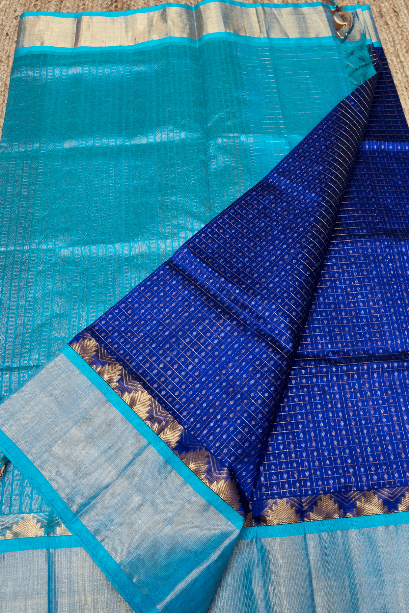 Cobalt Blue - Sky Blue Border Korvai Saree - 048