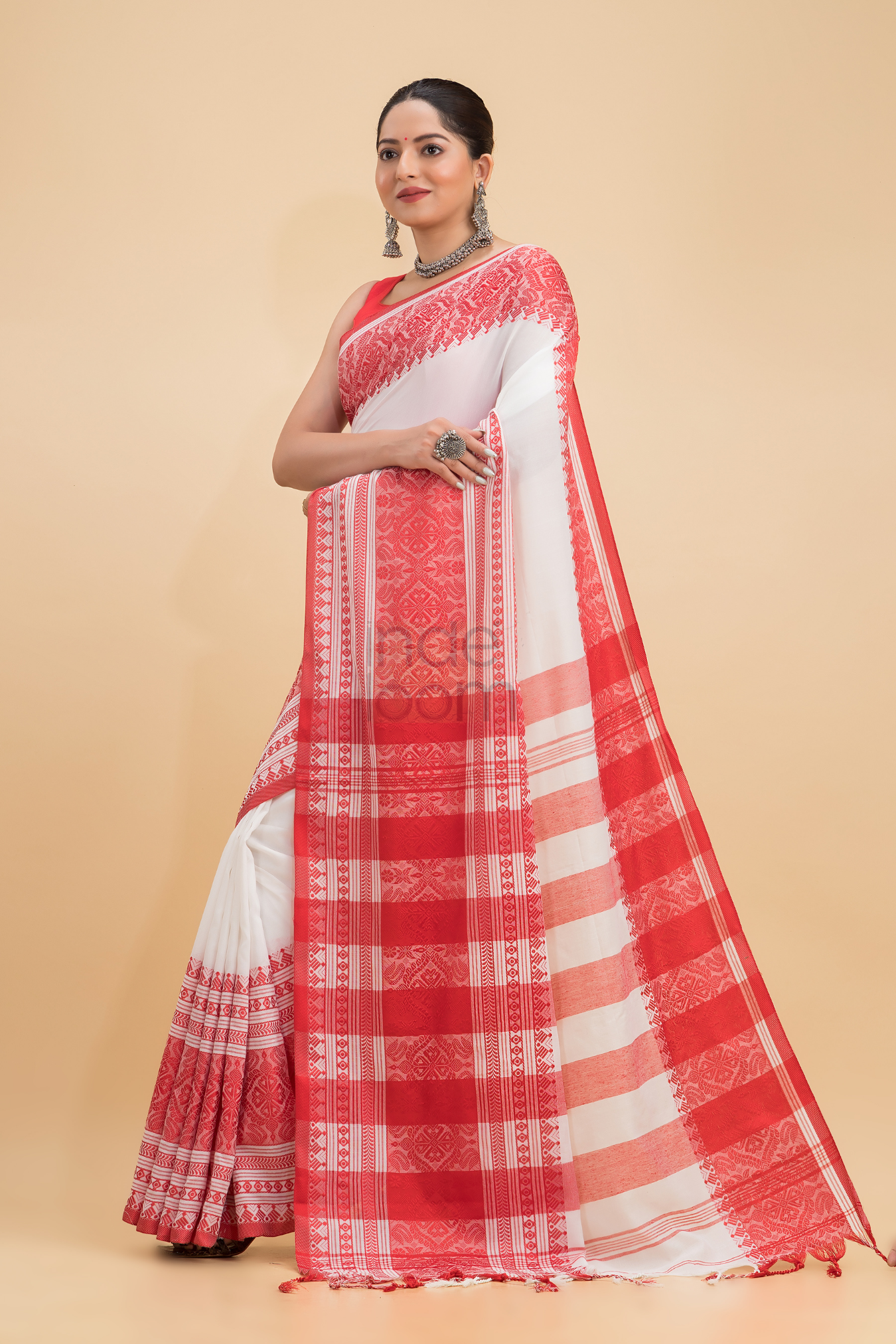 Durga Puja Saree Handloom Cotton in  Red White-013