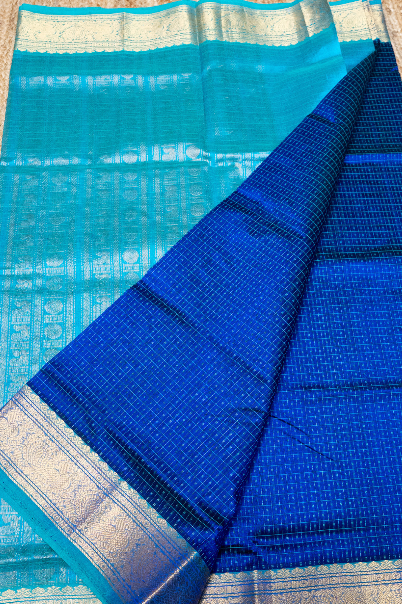 Pure handloom Korvai Silk Cotton Lakshadeepam Saree in Berry Blue and Baby Blue Border - 125