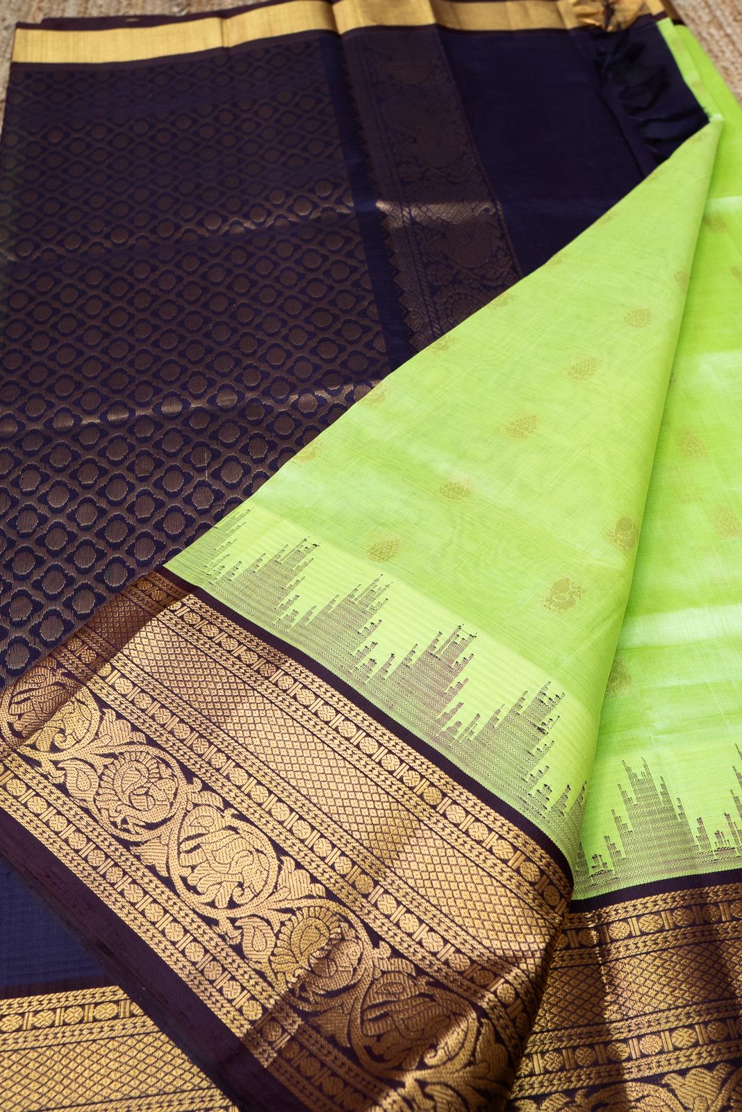 Pure handloom Korvai Saree in Pista Green with Peacock Navy blue Border and grand Golden buttas - 028