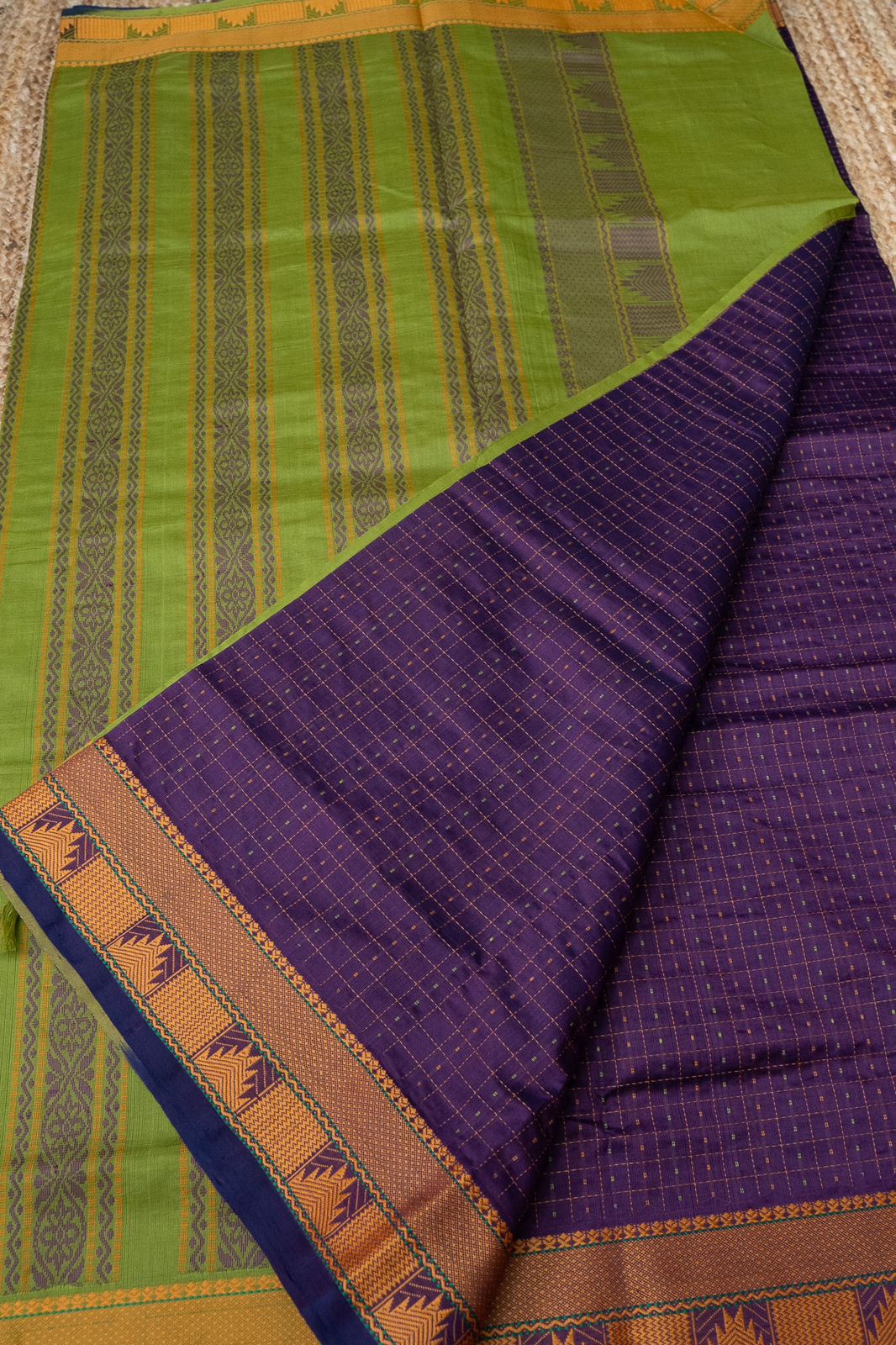 Korvai Saree in Pear Green with Oxford Blue Pallu - 051 - indeloom