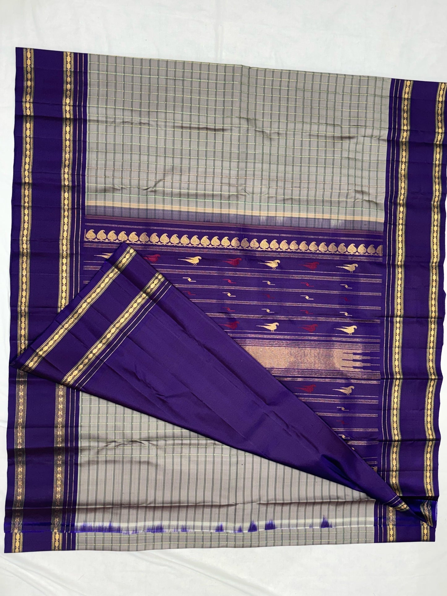 Pure Handwoven Gadwal Silk Saree Russian Purple -017