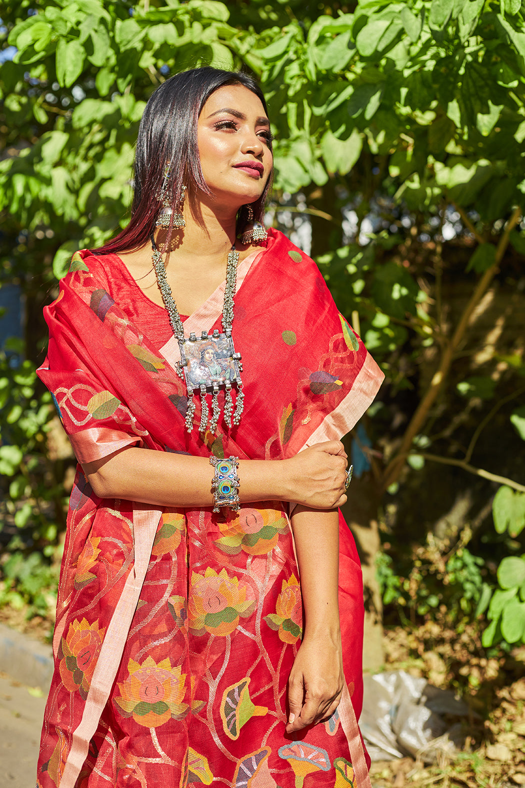 Ruby Red & Floral Muslin Silk Muslin Silk Jamdani Saree(Pre-Order)-032