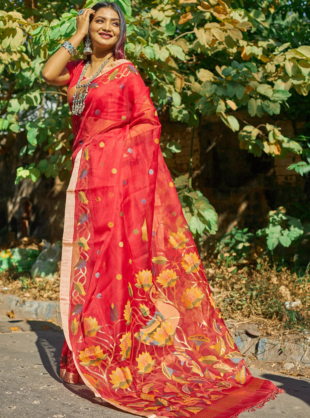 Ruby Red & Floral Muslin Silk Muslin Silk Jamdani Saree(Pre-Order)-032